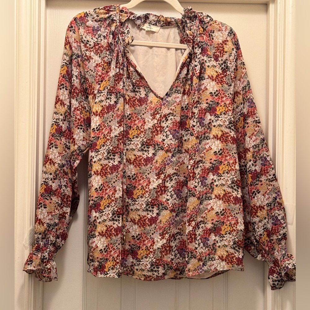EUC Entro Floral Long Sleeve Blouse Size Large - Picture 1 of 5